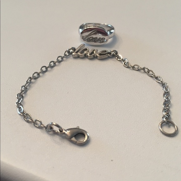 "Love" ring and bracelet - Picture 1 of 7